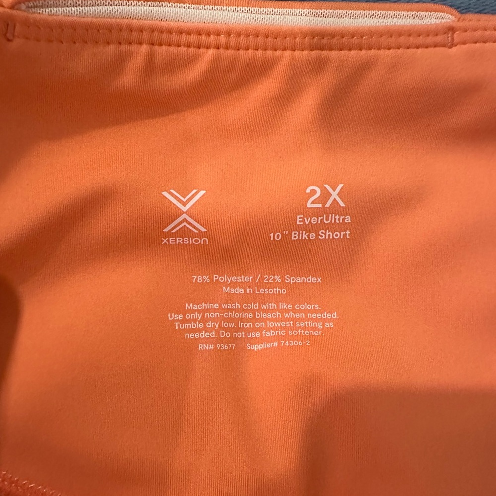 Xersion Women's Orange Shorts - Picture 4 of 8